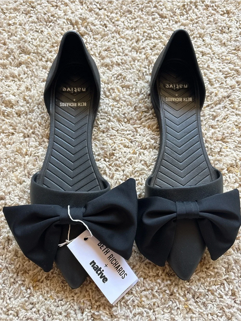 Beth Richards x Native Women's Black Audrey Bow Pointed Toe Flats 7 and 9 NWT